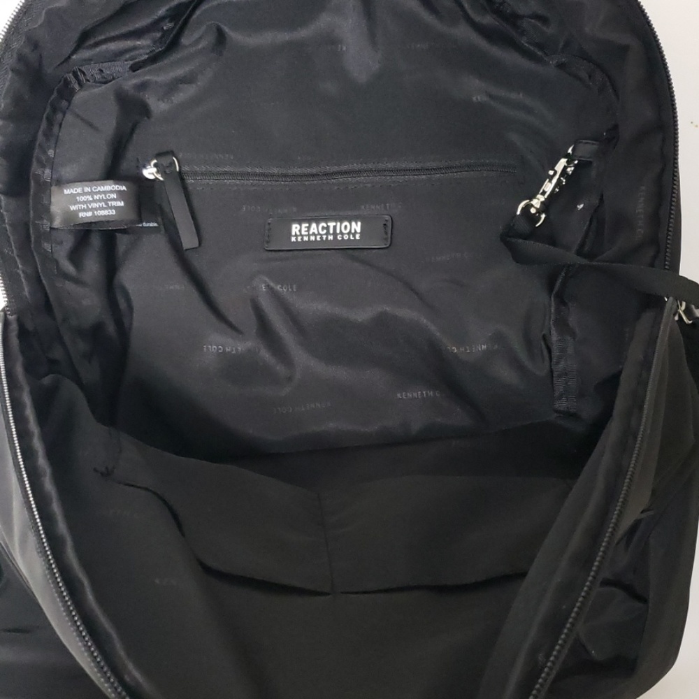 Kenneth Cole backpack - Picture 4 of 6